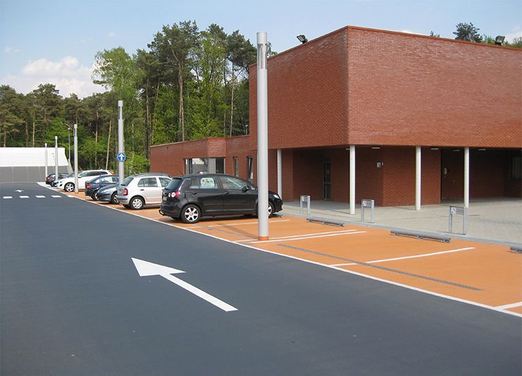 belijnen parkeerplaats